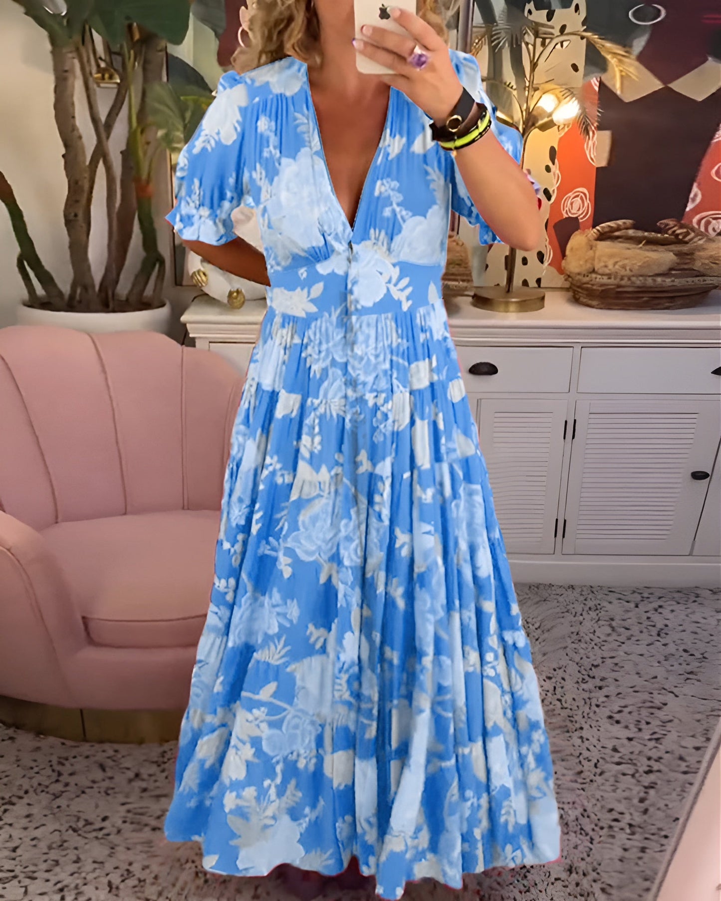 Karina | Vestido con bolsillos, escote en V y estampado floral